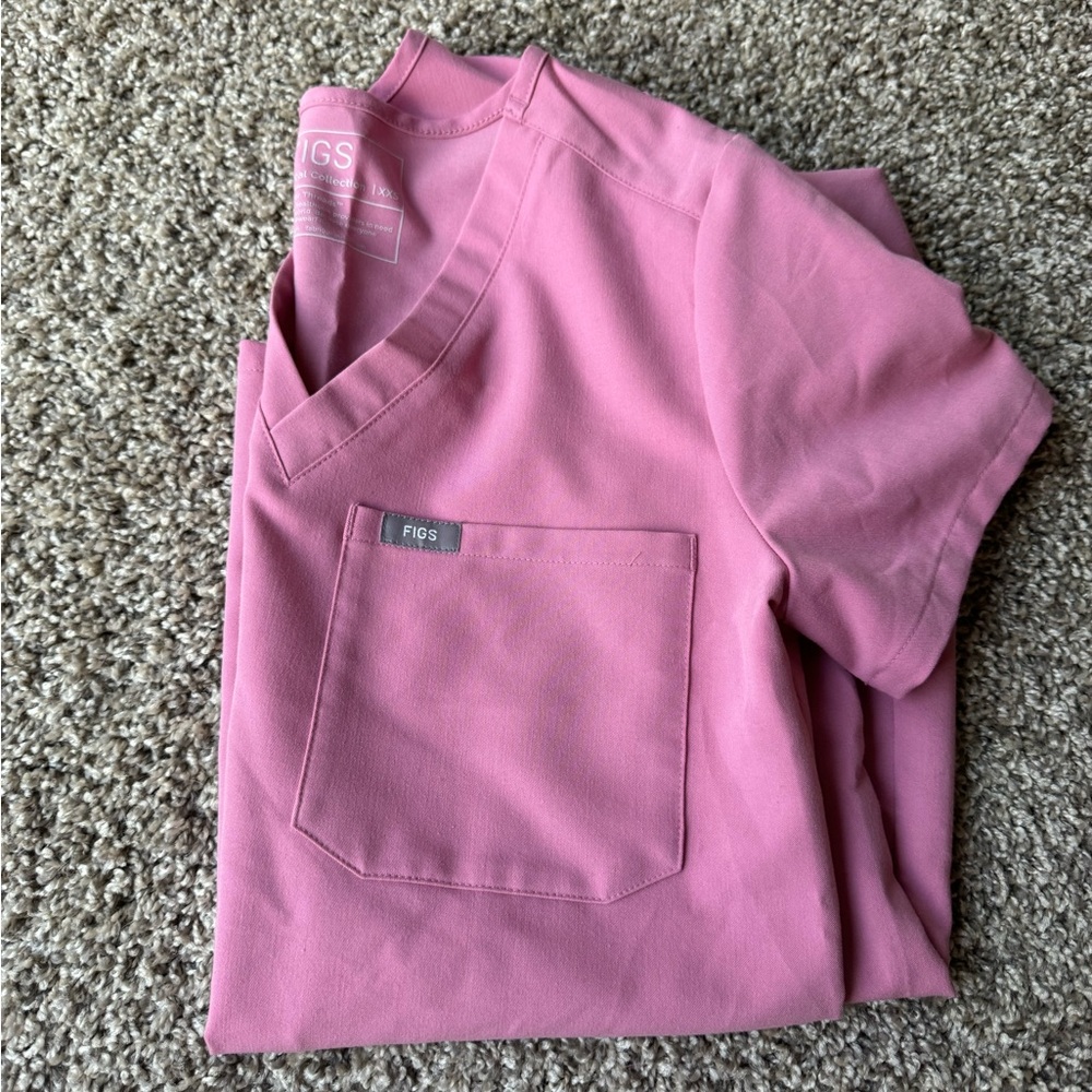 Figs Pink Scrub Set